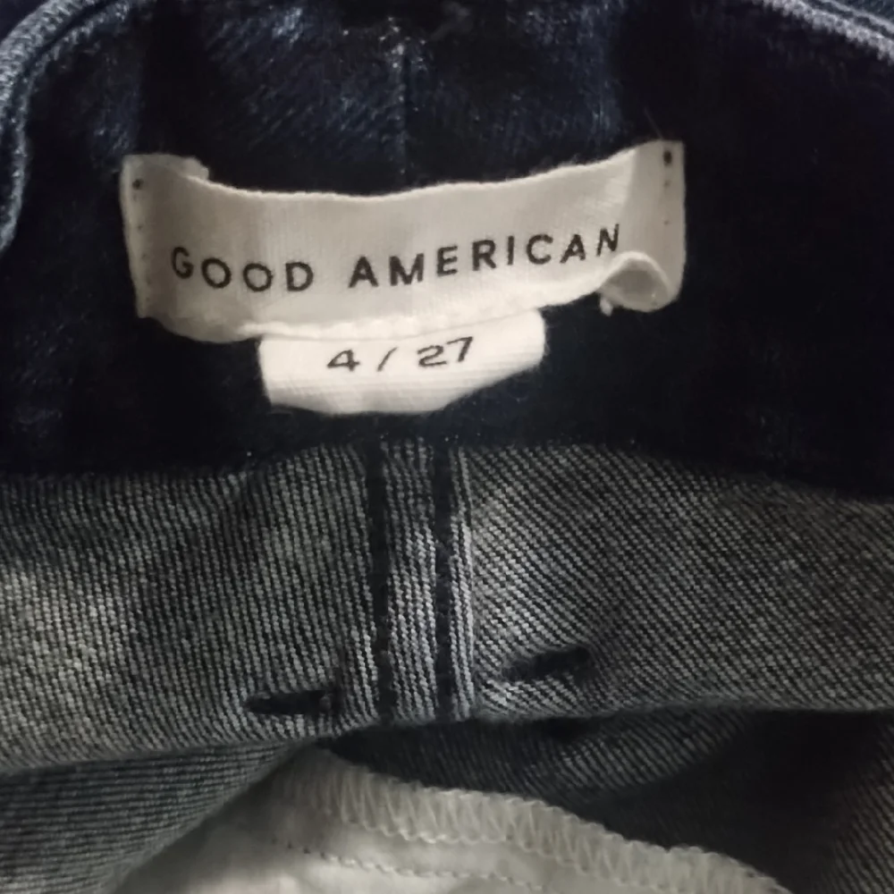 Good American Good Legs Raw Hem Skinny Jeans In Blue653 Women's 4/27